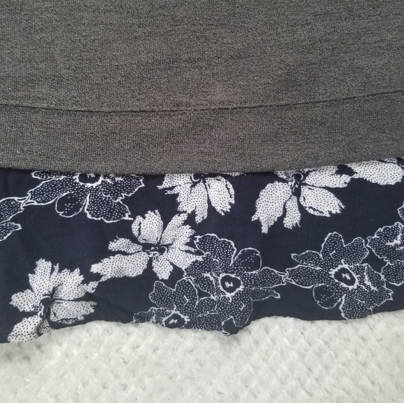 THML sz M grey sweater - Picture 4 of 5